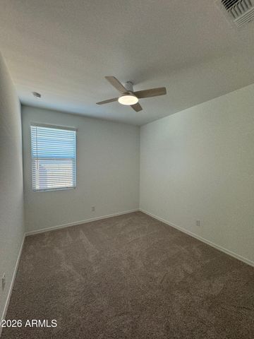 7606 W SMOKETREE Drive, Peoria, AZ 85383