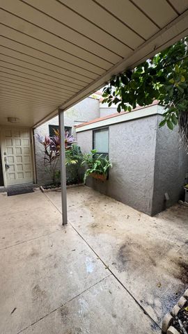 802 Saint Andrews Road 15, Hollywood, FL 33021