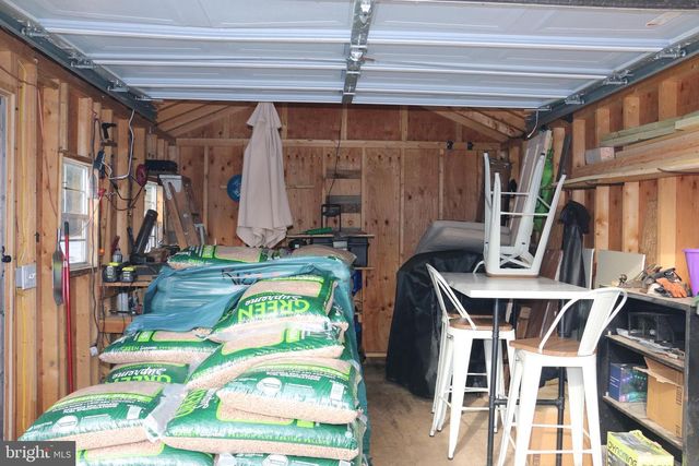 2717 MONMOUTH RD, Jobstown, NJ 08041