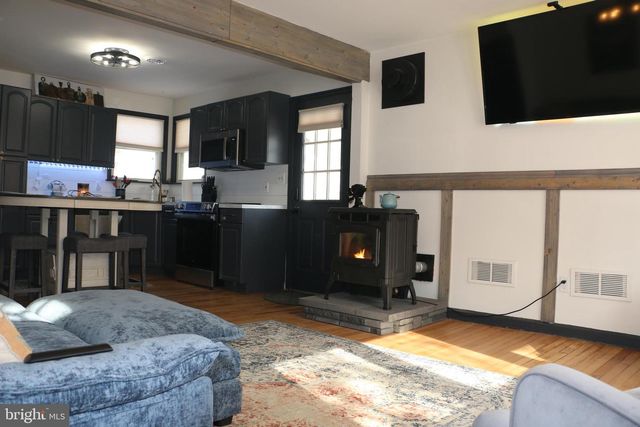 2717 MONMOUTH RD, Jobstown, NJ 08041