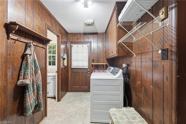 2127 Stoney Creek Church Road, Burlington, NC 27217