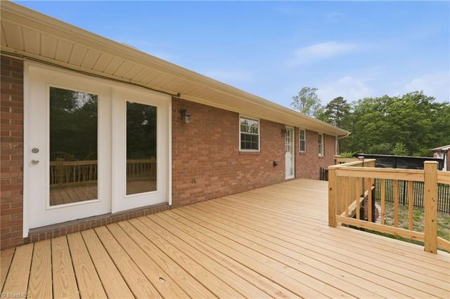 2127 Stoney Creek Church Road, Burlington, NC 27217