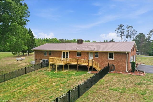 2127 Stoney Creek Church Road, Burlington, NC 27217