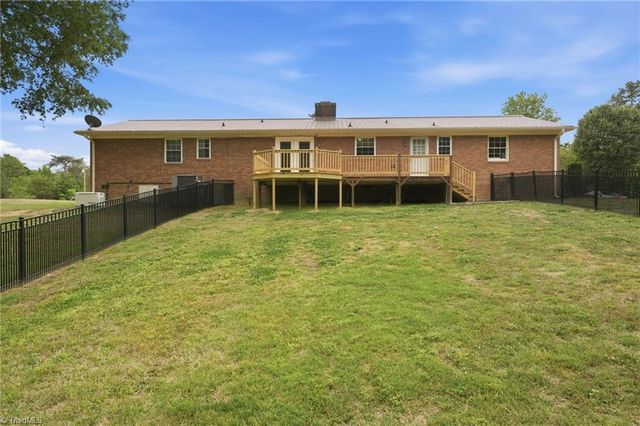 2127 Stoney Creek Church Road, Burlington, NC 27217