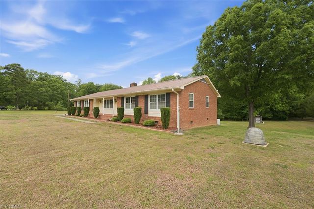 2127 Stoney Creek Church Road, Burlington, NC 27217