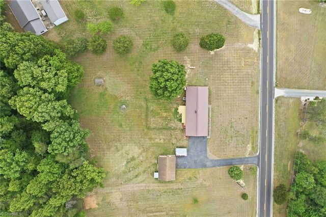 2127 Stoney Creek Church Road, Burlington, NC 27217