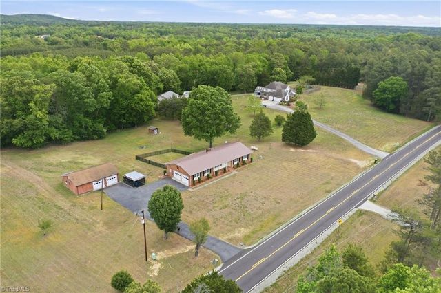 2127 Stoney Creek Church Road, Burlington, NC 27217
