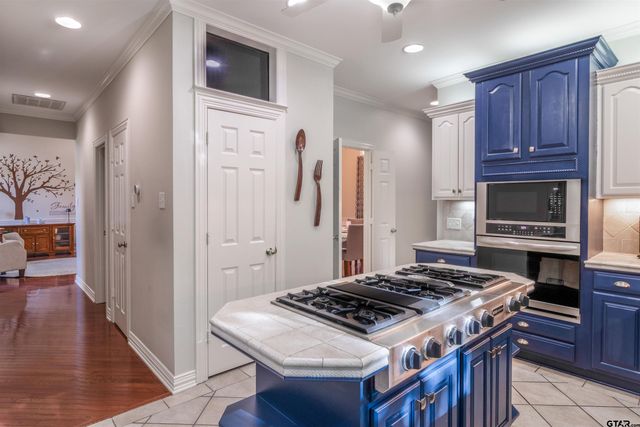 613 Tryon Ct, Tyler, TX 75703