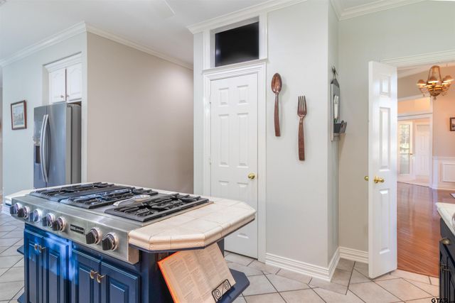 613 Tryon Ct, Tyler, TX 75703