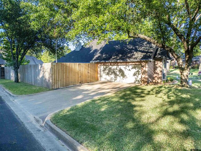 613 Tryon Ct, Tyler, TX 75703