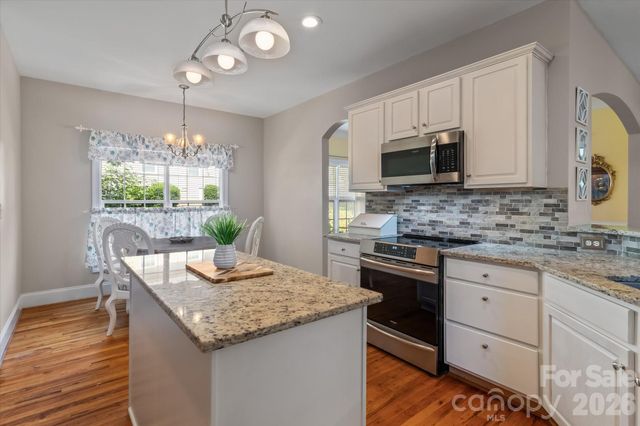 6168 Neptune Drive, Denver, NC 28037