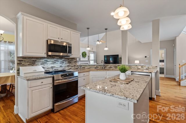 6168 Neptune Drive, Denver, NC 28037