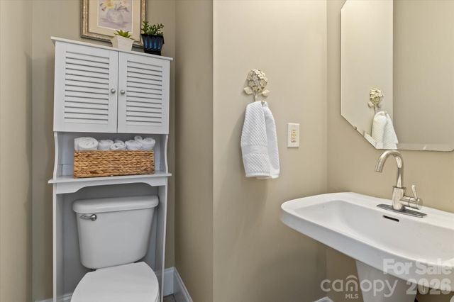 6168 Neptune Drive, Denver, NC 28037