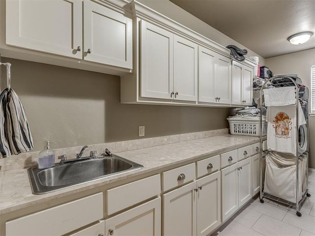 615 Napol Avenue, Edmond, OK 73034