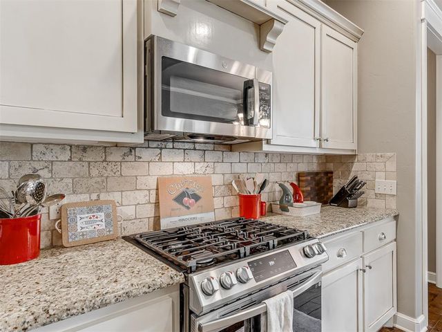 615 Napol Avenue, Edmond, OK 73034