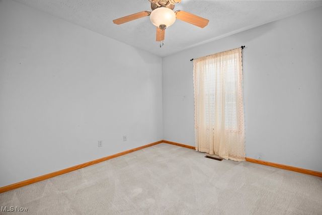 222 Stonehedge Drive, Elyria, OH 44035