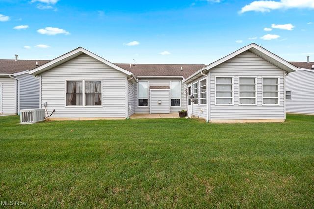 222 Stonehedge Drive, Elyria, OH 44035