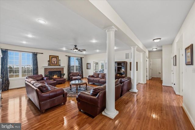 19812 ROTHSCHILD CT, Ashburn, VA 20147