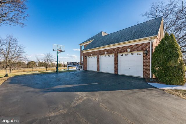 19812 ROTHSCHILD CT, Ashburn, VA 20147