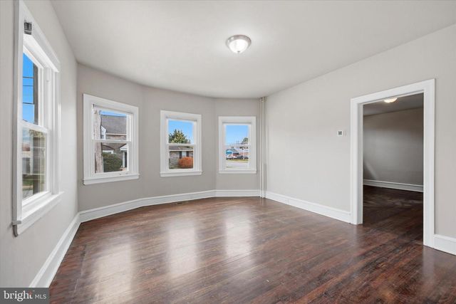 101 N EAGLE RD, Havertown, PA 19083