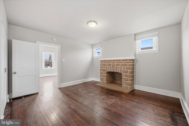 101 N EAGLE RD, Havertown, PA 19083