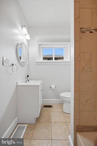 101 N EAGLE RD, Havertown, PA 19083