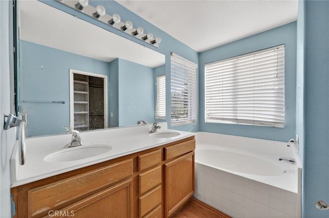 32583 Gabbiano Street, Temecula, CA 92592