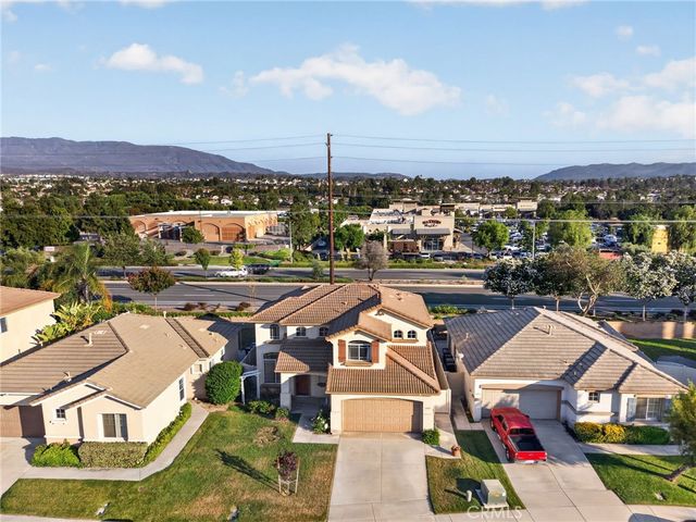 32583 Gabbiano Street, Temecula, CA 92592