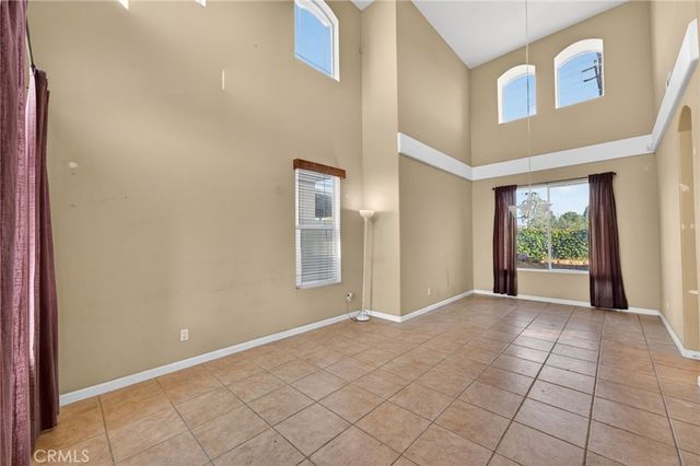32583 Gabbiano Street, Temecula, CA 92592