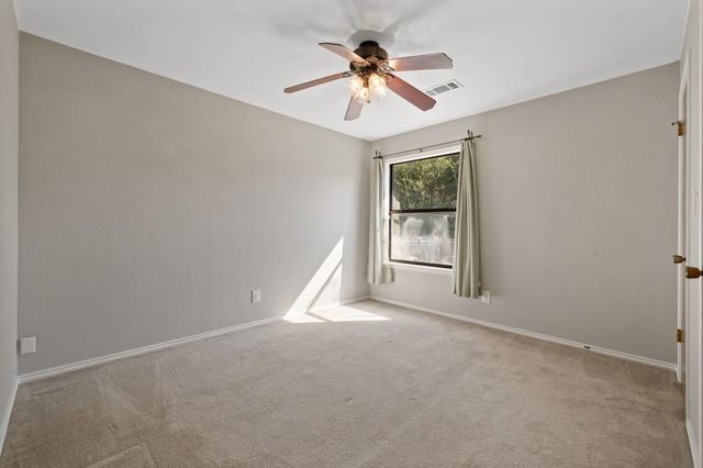 20807 Boggy Ford RD, Lago Vista, TX 78645