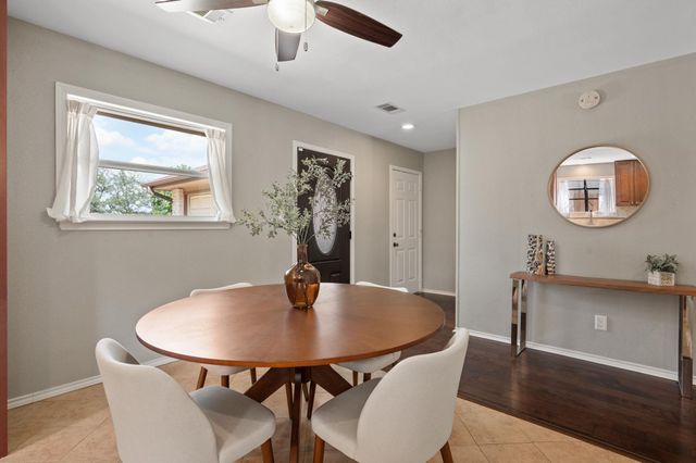 20807 Boggy Ford RD, Lago Vista, TX 78645