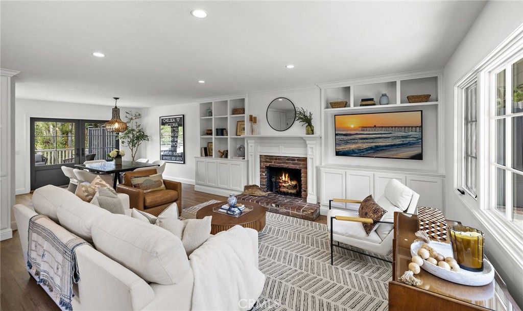 916 Bluebird Canyon Drive, Laguna Beach, CA 92651 — photo 5