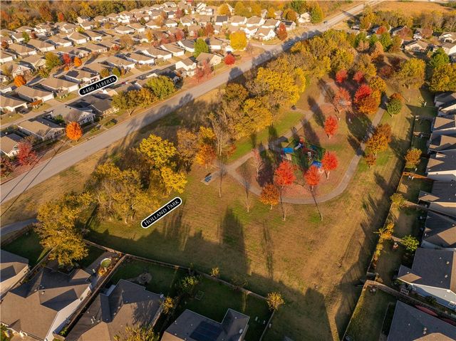 4486 Alberta Street, Fayetteville, AR 72704