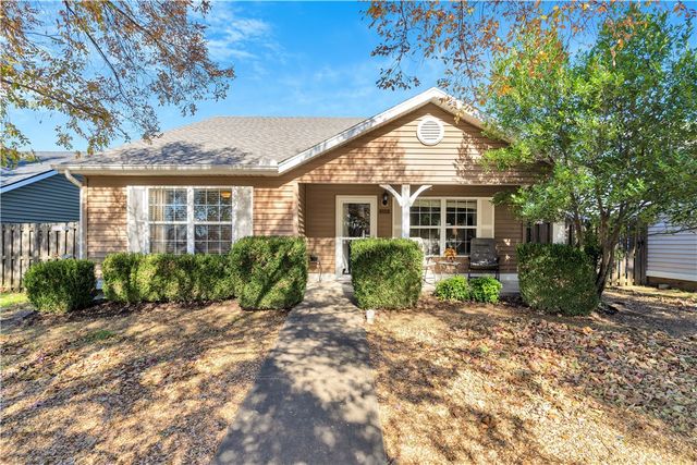 4486 Alberta Street, Fayetteville, AR 72704