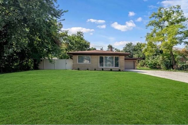 19232 Kedzie Avenue, Flossmoor, IL 60422
