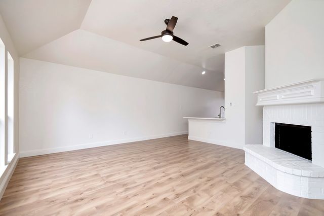 325 Foreston Drive, Roanoke, TX 76262