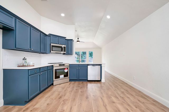 325 Foreston Drive, Roanoke, TX 76262