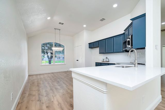 325 Foreston Drive, Roanoke, TX 76262