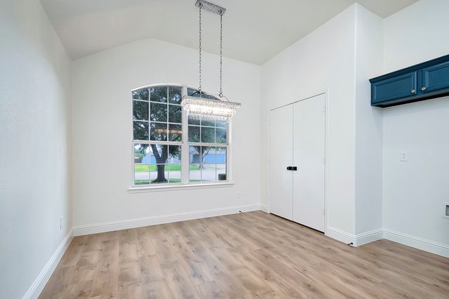 325 Foreston Drive, Roanoke, TX 76262