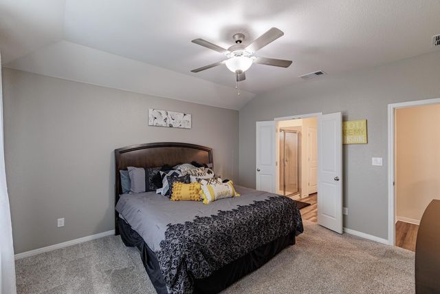 2823 Rustic Hills DR, Round Rock, TX 78665