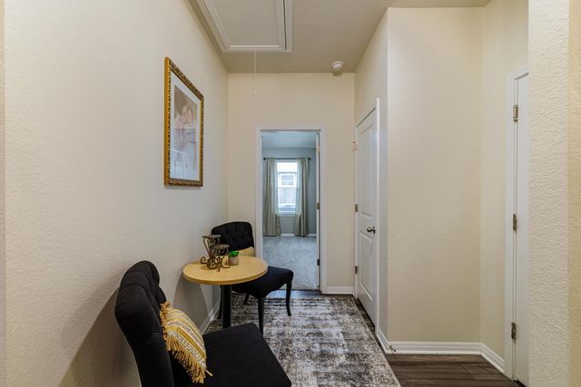 2823 Rustic Hills DR, Round Rock, TX 78665