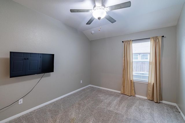 2823 Rustic Hills DR, Round Rock, TX 78665