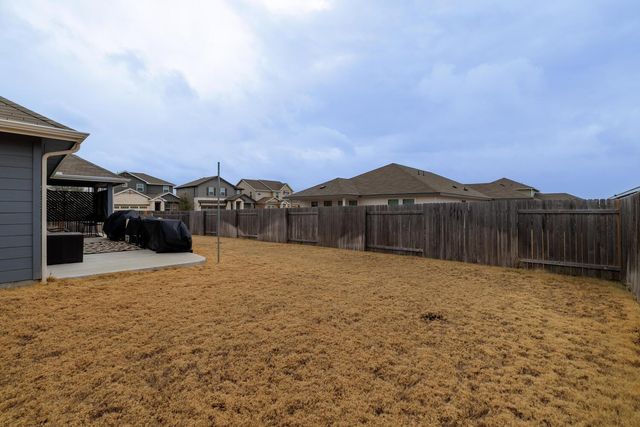 2823 Rustic Hills DR, Round Rock, TX 78665