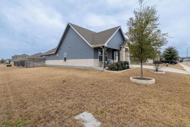 2823 Rustic Hills DR, Round Rock, TX 78665