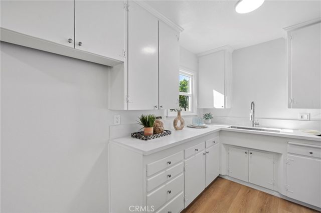 2100 W Valencia Drive, Fullerton, CA 92833