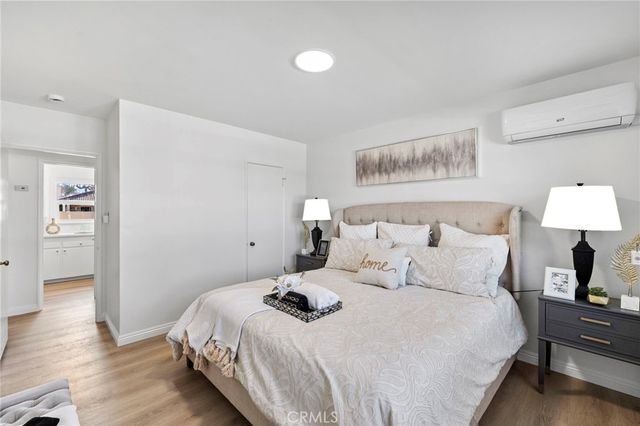 2100 W Valencia Drive, Fullerton, CA 92833