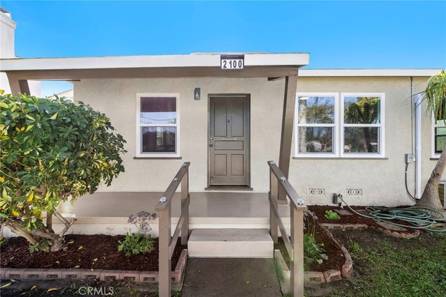 2100 W Valencia Drive, Fullerton, CA 92833