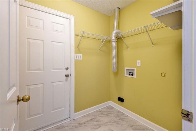 119 Aberfeldy WAY, Yorktown, VA 23693