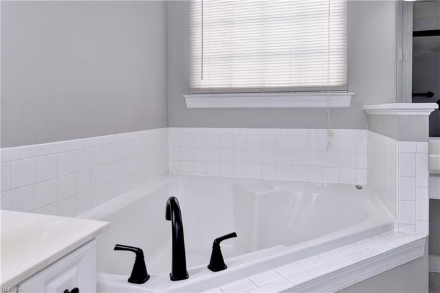 119 Aberfeldy WAY, Yorktown, VA 23693
