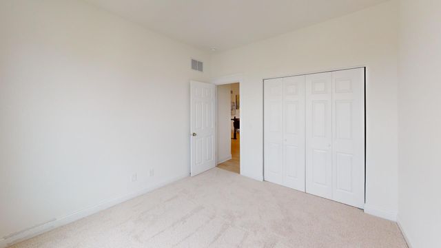 5986 Wildcat Way, Bettendorf, IA 52722
